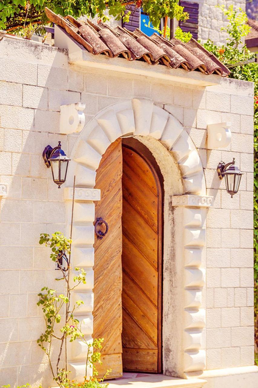 Villa Donkovic Kotor Eksteriør billede